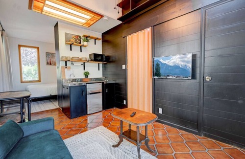 Baldwin Apartment | Studio in Baldwin|Pet friendly|Near Hospitals