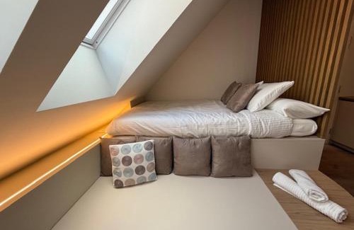Neuchatel Apartment | Studio in the center of Neuchâtel Serenity