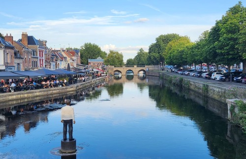 Saint-Leu Apartment | Studio in the heart of the city & Cathedral, tourist and business stays.