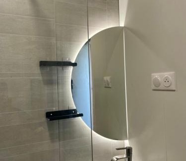 Saint-Clair-sur-Epte Apartment | Studio indépendant à la campagne