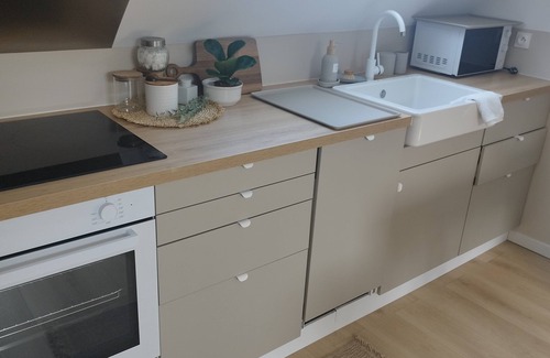 Longueil-Sainte-Marie Condo | Studio L'Escale - Garden-Home cinema-Hanging net