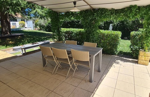 Mimet Apartment | Studio Le Cèdre Avec Piscine