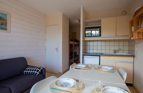 La Faviere Apartment | Studio Les Rives de la Favière-14 by Interhome