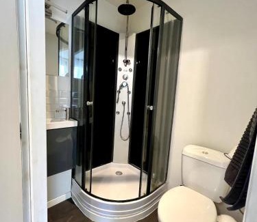 La Celle-sous-Gouzon Apartment | Studio Londres i cosy proche centre-ville I Châtellerault