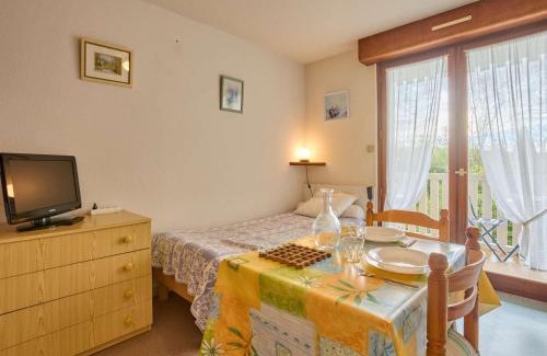 Barbotan-les-Thermes Apartment | Studio lumineux avec balcon et Wi-Fi à Barbotan - FR-1-841-44
