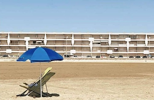 Port-la-Nouvelle Apartment | Studio, Lumineux et Doux Face à la Mer. Wifi et Parking Privé