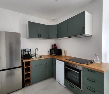 Lugrin Apartment | Studio lumineux avec grande terrasse et vue lac, Parking privé