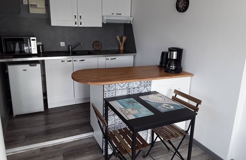 Saint-Nazaire Apartment | Studio lumineux proche de la mer
