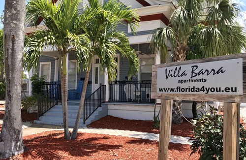 Altamont Manor Apartment | Studio Miami Suite in Fort Myers/House Villa Barra