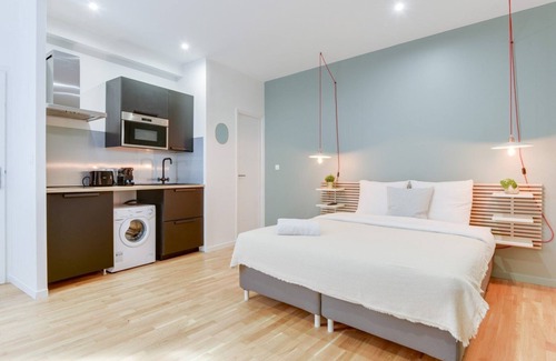 Lille Centre Ville Apartment | Studio near train station