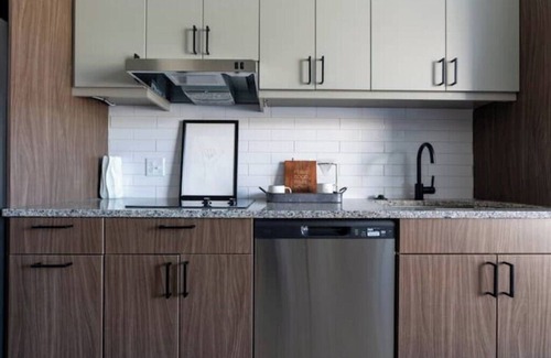 Urbana Apartment | Studio near UIUC/Yugo Guest Suites An