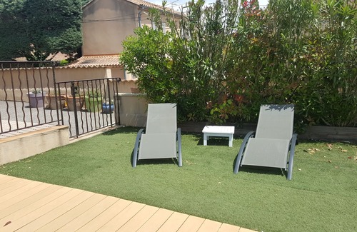 Chateauneuf-du-Pape Apartment | Studio of 30m2 with swimming pool