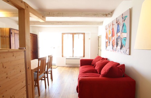 Granville Apartment | Studio on the fishing port
