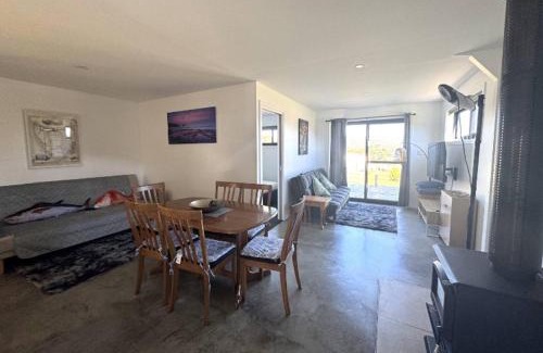Nubeena Apartment | studio one bay view