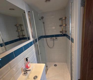 Heath Apartment | Studio one bed in Dagenham London