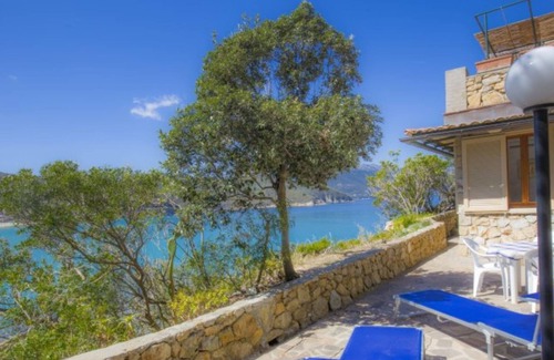 Scaglieri Apartment | Studio overlooking Scaglieri beach