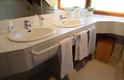 Reutin Apartment | Studio 'Paul' with Sea View, Wi-Fi and Air Conditioning
