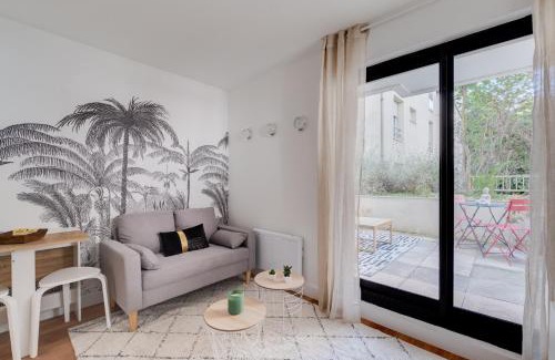 Saint - Aubin - Dupuy Apartment | Studio Place Dupuy, clim, parking, terrasse