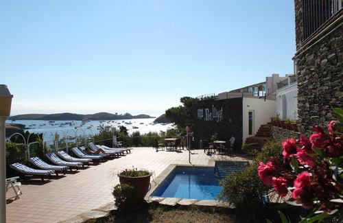 Portlligat Apartment | Studio Pour 2 Personnes à Cadaqués au Bord de Leau, Accès Piscine