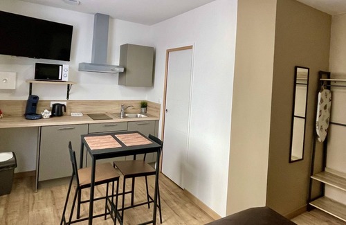 Lens Apartment | Studio-Premium-Ensuite-Garden view-2ème étage