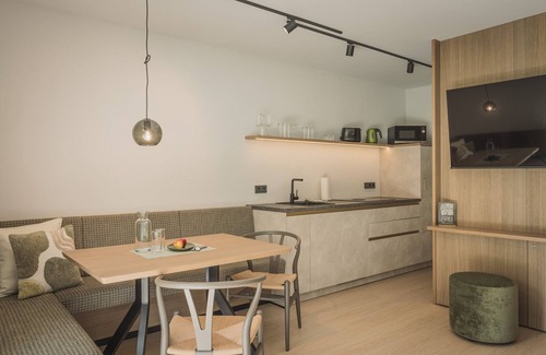 Mosern Apartment | Studio-Private Bathroom-Countryside view-Studio S mit Balkon/Garte