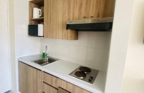 Las Rejas Apartment | Studio Privado Para Tres