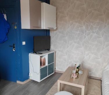 Petit-Colombes Apartment | Studio proche la Défense, Cosy confort