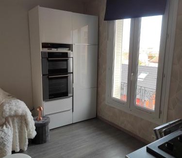 Petit-Colombes Apartment | Studio proche la Défense, Cosy confort