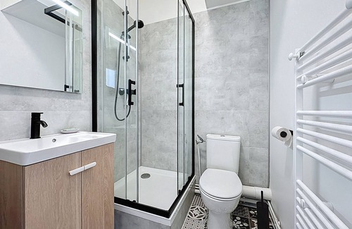 Lambezellec Apartment | Studio récent et moderne, parking, fibre*Ker Vern*
