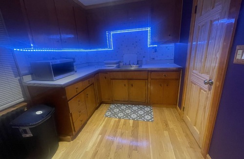 Banks Square Apartment | Studio remodeled.!