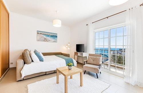 Peneco Beach Apartment | Studio Rossio Sea View By ALzira