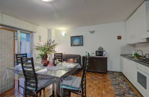 Sauze d'Oulx Apartment | Studio Saturno 23 in the city center, Sauze d'Oulx, Italy