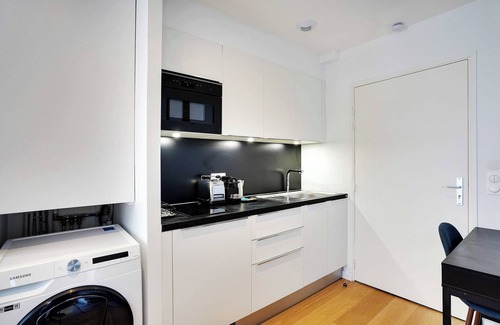 Levallois-Perret Apartment | Studio Sleek & Refined - Levallois-perret