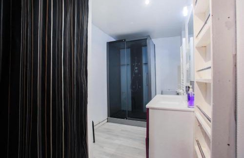 Clermont Ferrand City Centre Apartment | Studio spacieux pour 4 personnes