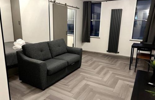 Pimlico Apartment | Studio Suite in Pimlico/Victoria