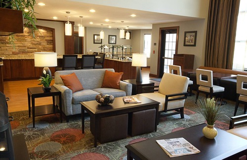 Wichita Falls Apartment | Studio Suite in Wichita Falls | Free Breakfast + Fitness Center Access!