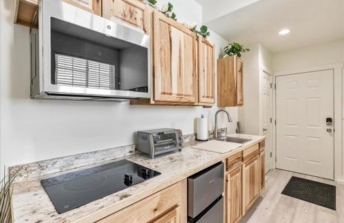 North Ogden House | Studio Unit Shared Hot Tub & Fully Fenced Yard