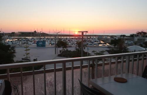 Valras-Plage Apartment | Studio Valras vue Port et Mer Wi-Fi gratuit