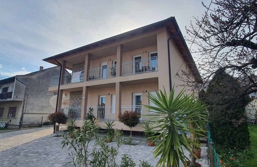 Heviz Apartment | Studio with air conditioning and internet near the city center