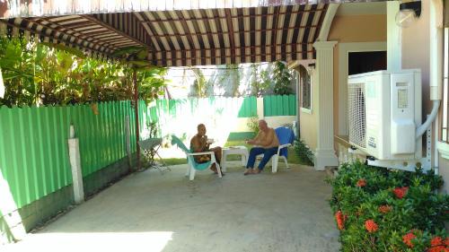 Cherngtalay Apartment | Studio with aircon n kitchen