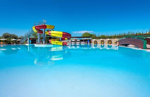 Peschiera del Garda Apartment | Studio with outdoor pool and children's entertainment in a great residence