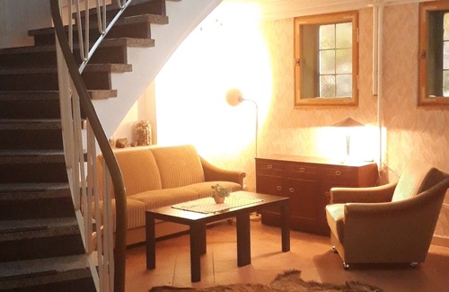Wildemann Apartment | Studio with separate kitchen