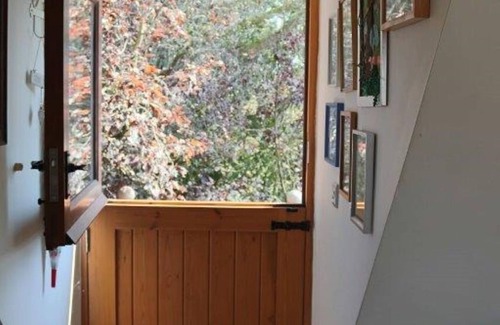 St Mary's Bay Apartment | Studio With Uninterrupted Views Of Romney Marsh. Visit Rye Hythe and Canterbury