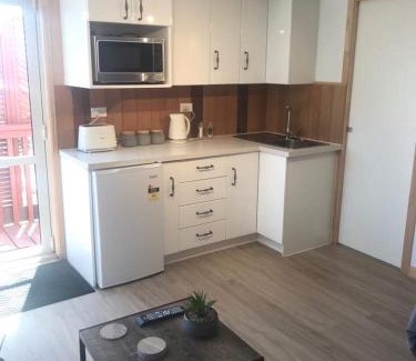 Omokoroa Apartment | Studio with water views