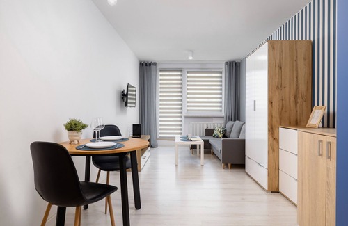 Katowice Apartment | Studio Ziolowa Ochojec by Renters
