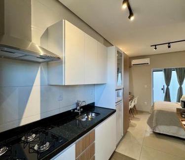 Jardim Palmeiras Apartment | Studio1 aconchegante com garagem exclusiva e varanda