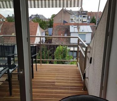 Cronenbourg Est Apartment | Studios KRY