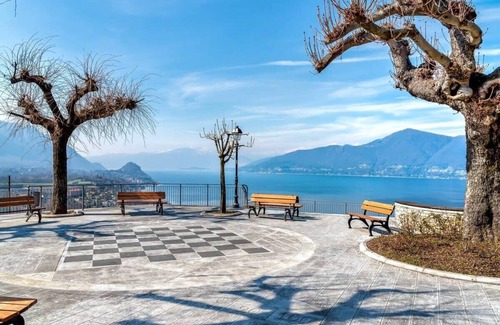 Brezzo di Bedero Apartment | Stunning 1 bed Lake Maggiore apartment