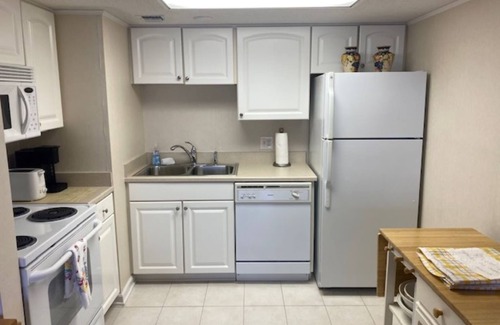 Imperial Heights Condo | Stunning 2/2 Pool & Ocean View Condominium in Ormond by the Sea