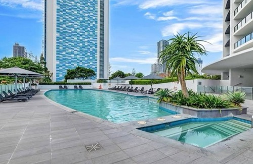 Broadbeach Apartment | Stunning 2 Bed Apartment in Sierra Grand - CoastHM